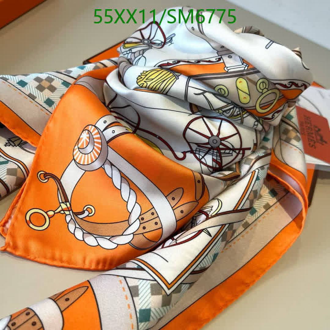 Hermes-Scarf Code: SM6775 $: 55USD