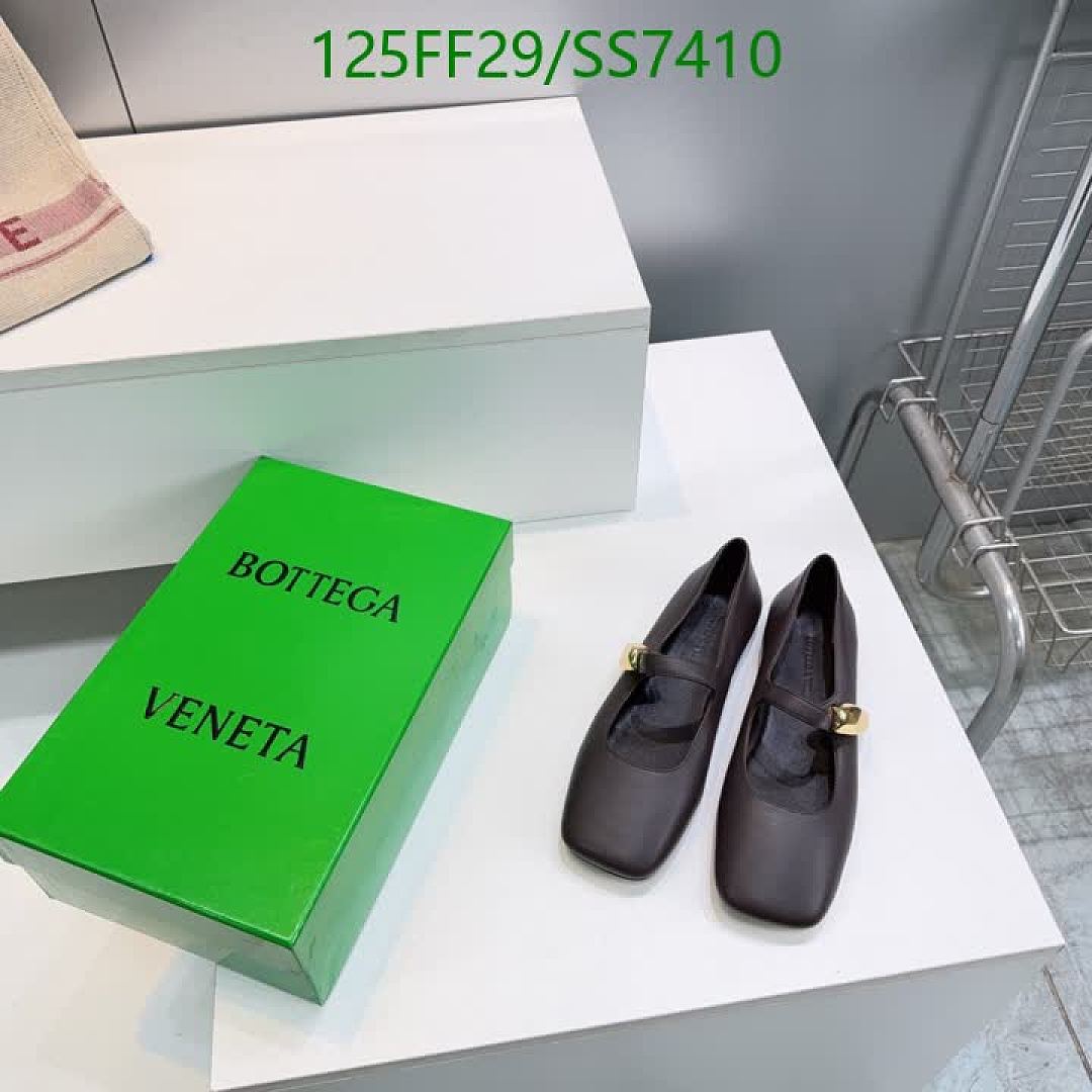 BV-Women Shoes Code: SS7410 $: 125USD