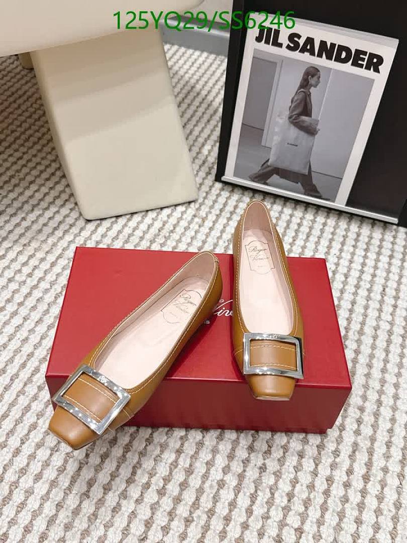 Roger Vivier-Women Shoes Code: SS6246 $: 125USD