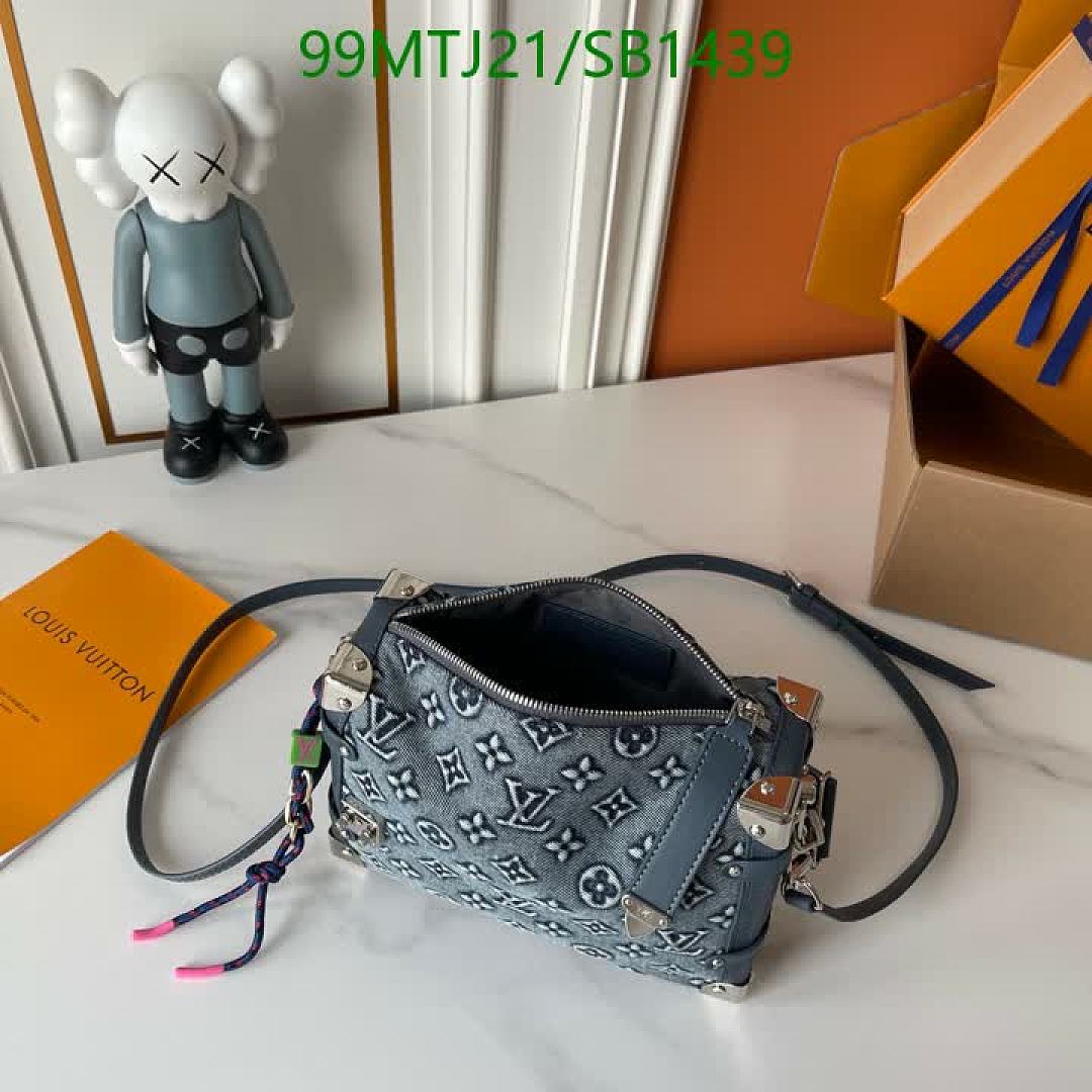 LV-Bag-4A Quality Code: SB1439 $: 99USD
