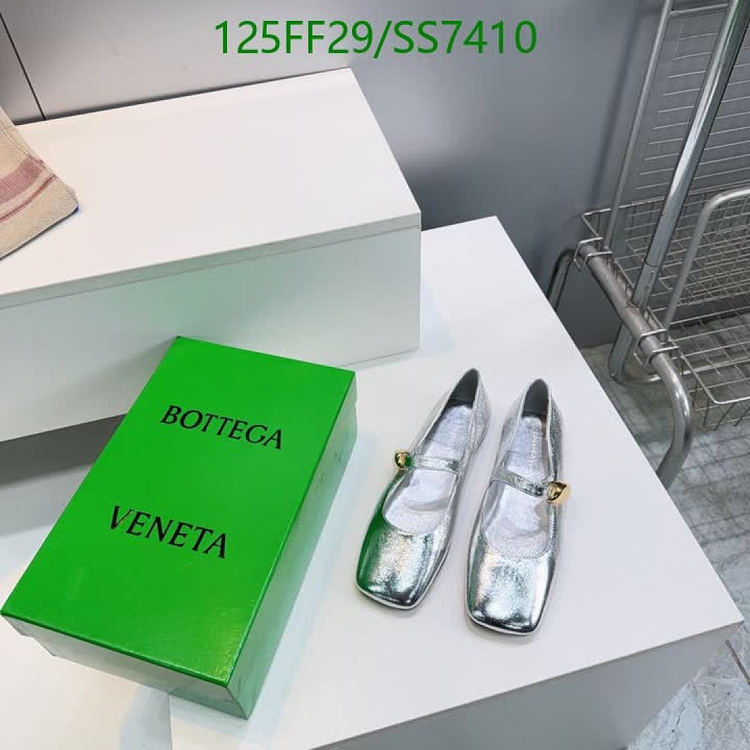 BV-Women Shoes Code: SS7410 $: 125USD
