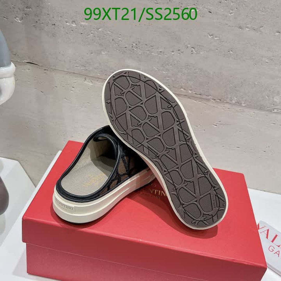 Valentino-Men shoes Code: SS2560 $: 99USD