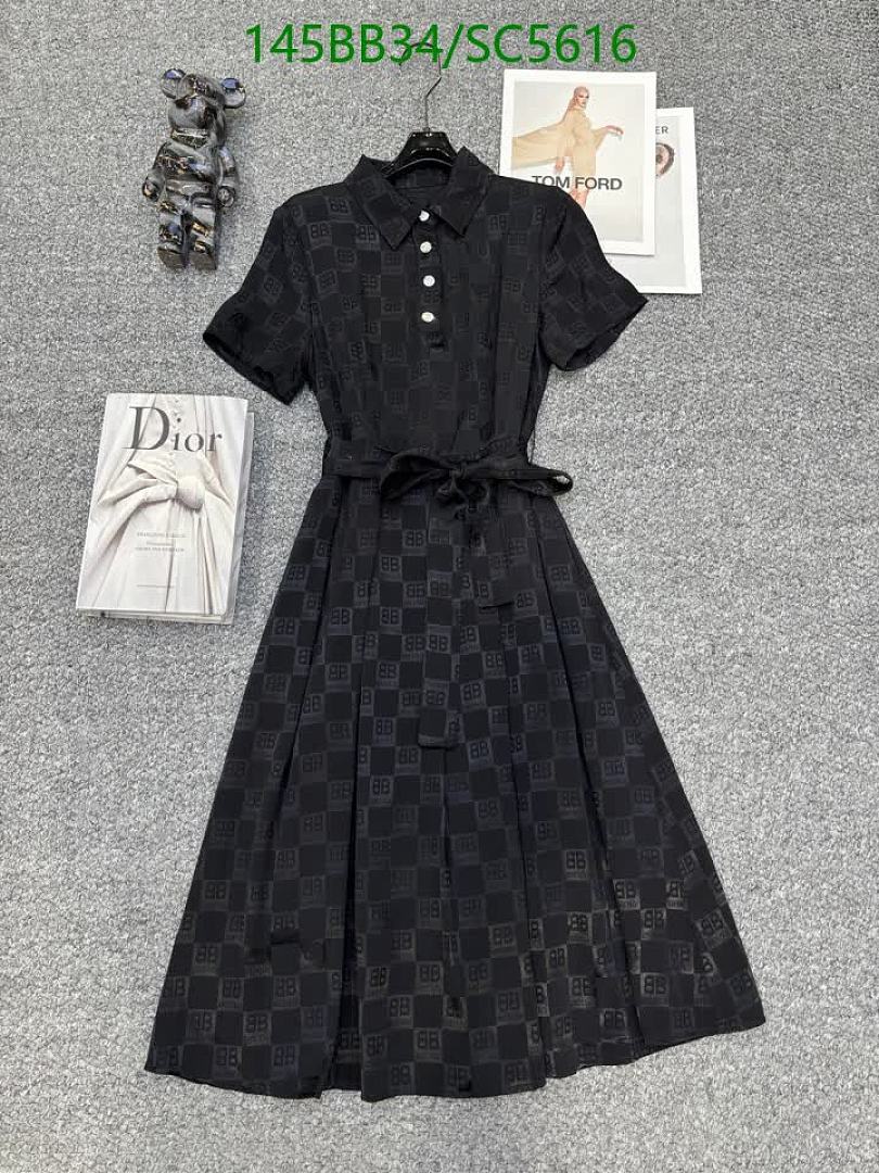 Balenciaga-Clothing Code: SC5616 $: 145USD