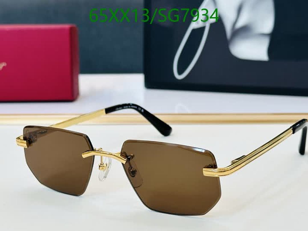 Cartier-Glasses Code: SG7934 $: 65USD