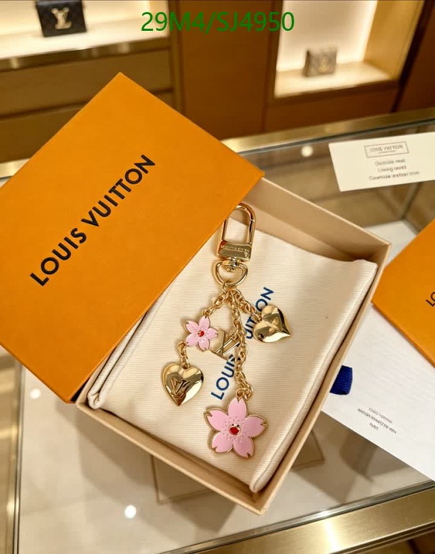 LV-Key pendant Code: SJ4950 $: 29USD
