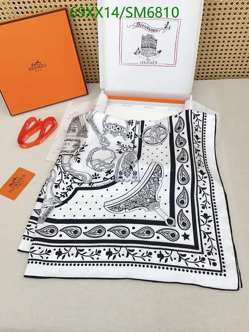 Hermes-Scarf Code: SM6810 $: 69USD