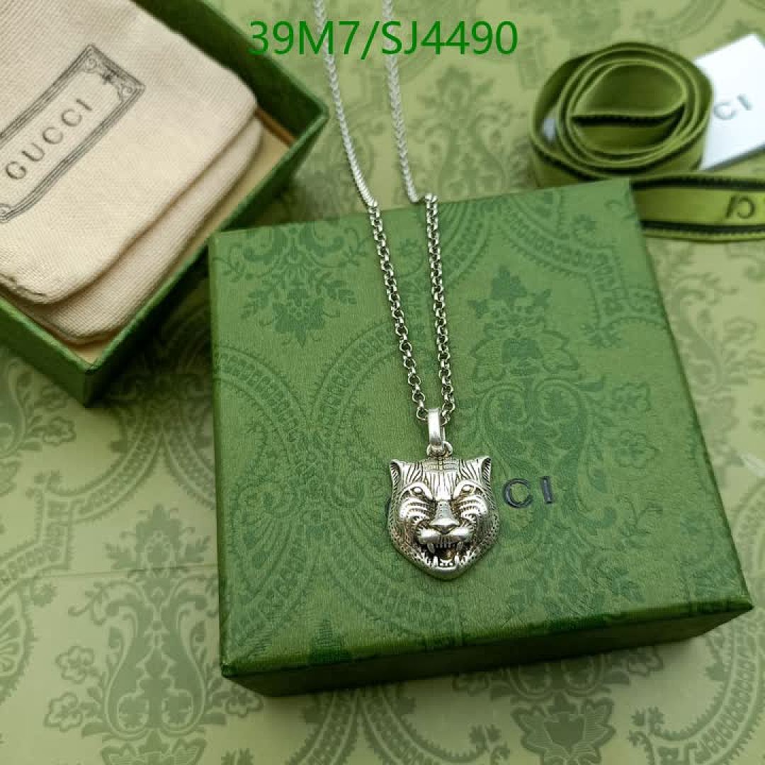 Gucci-Jewelry Code: SJ4490 $: 39USD