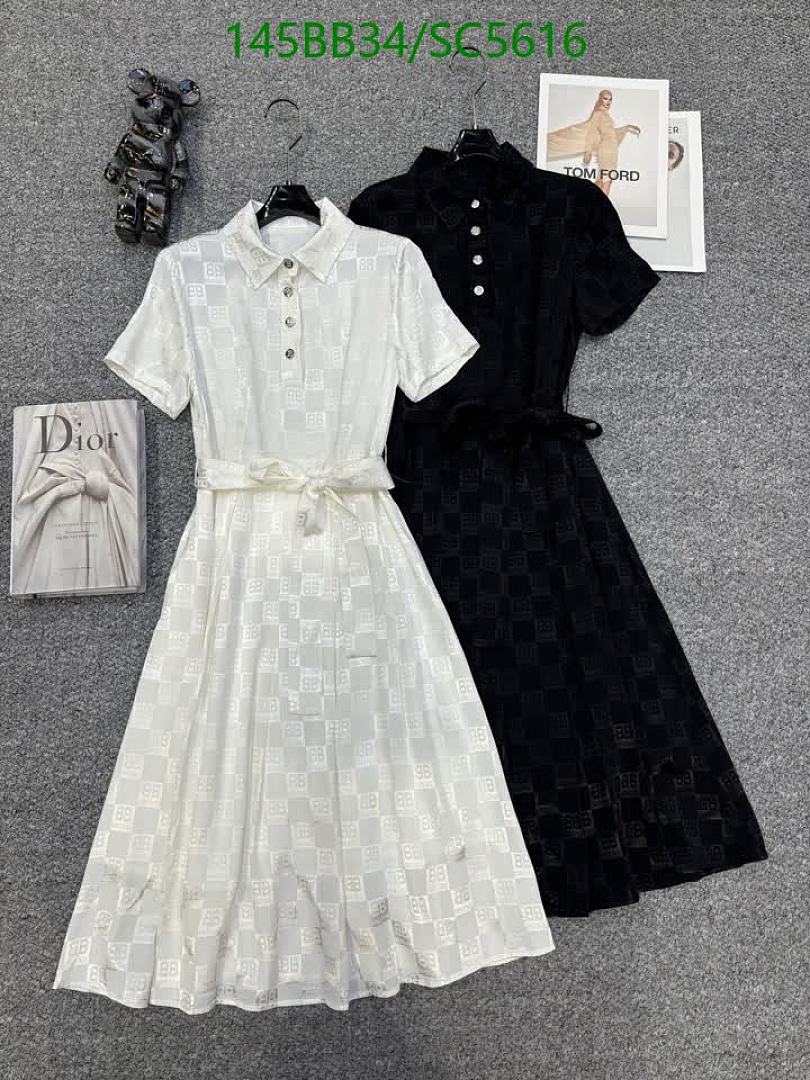 Balenciaga-Clothing Code: SC5616 $: 145USD