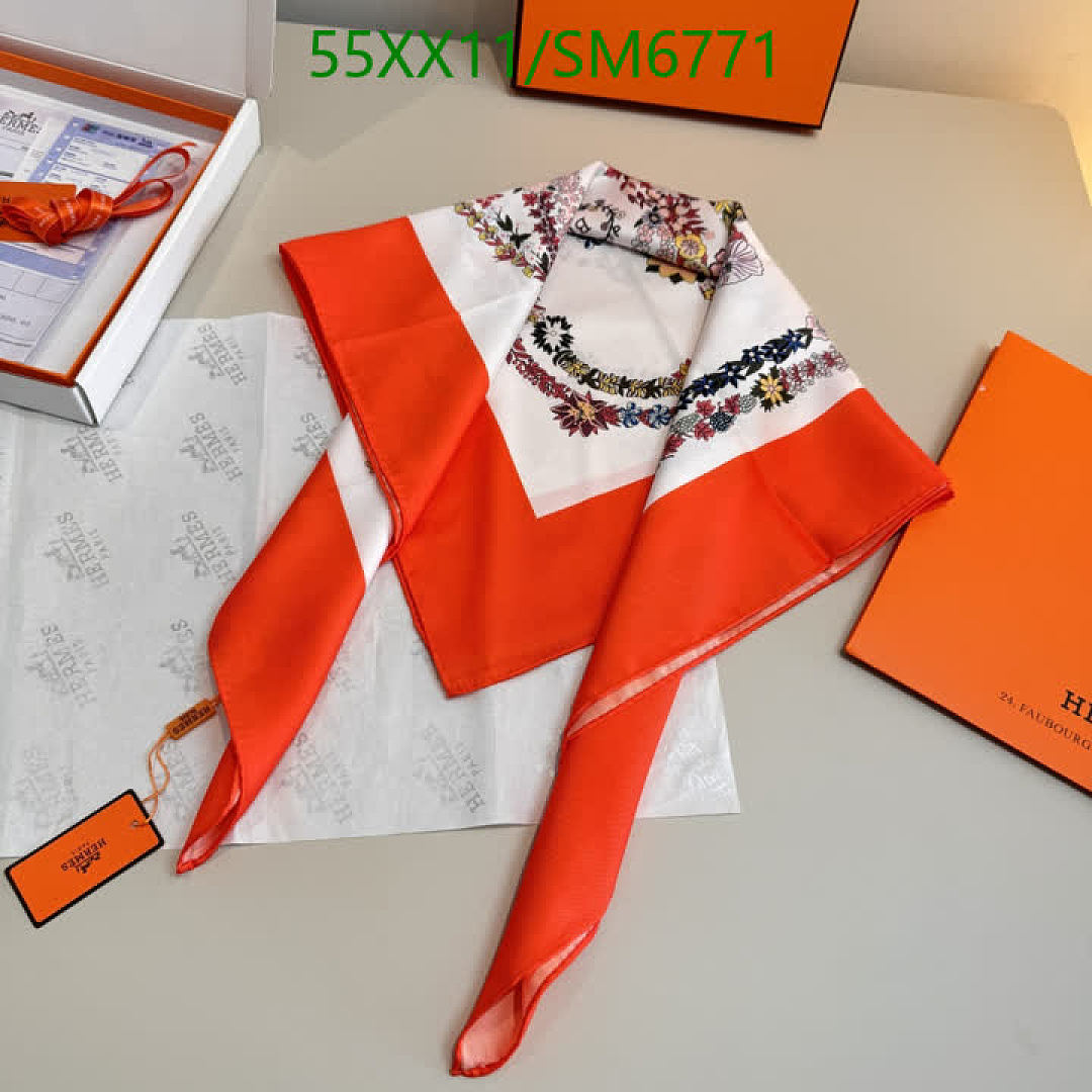 Hermes-Scarf Code: SM6771 $: 55USD