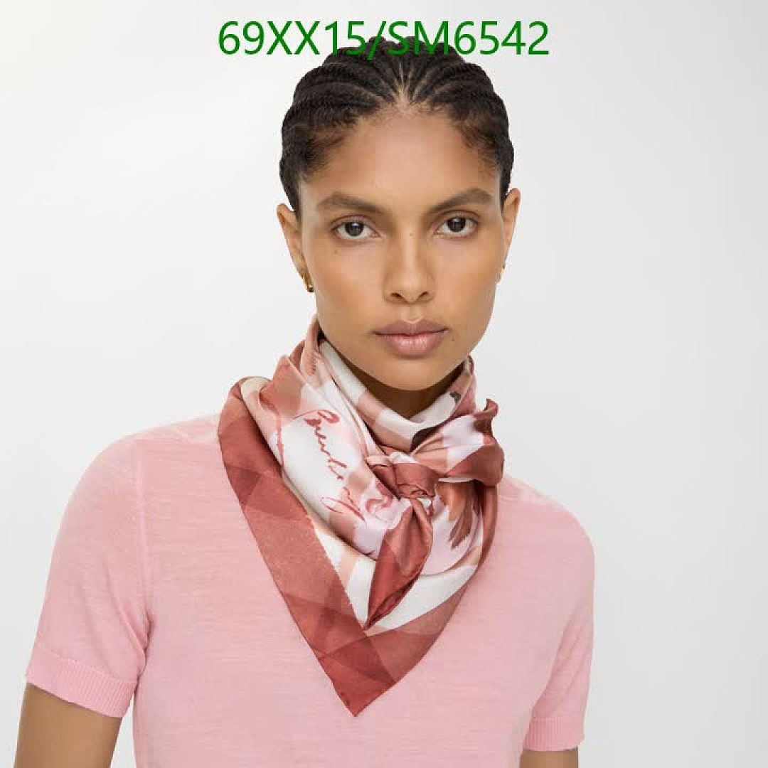 Burberry-Scarf Code: SM6542 $: 69USD