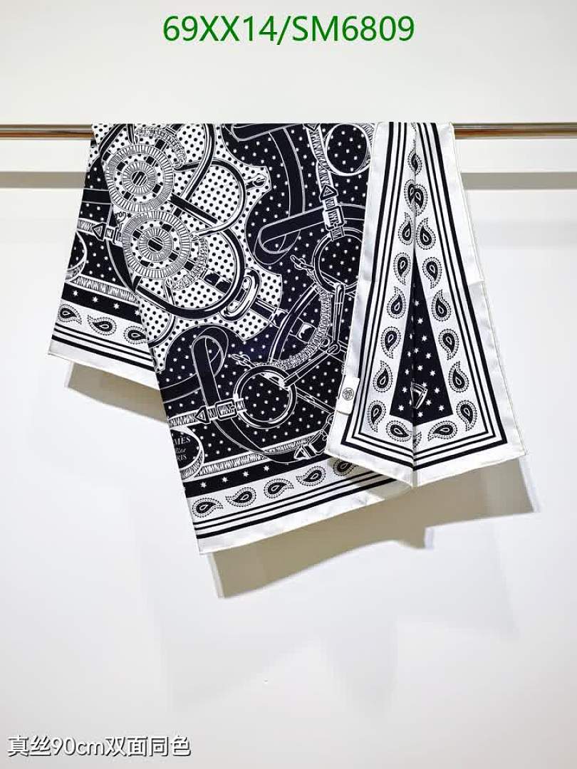 Hermes-Scarf Code: SM6809 $: 69USD