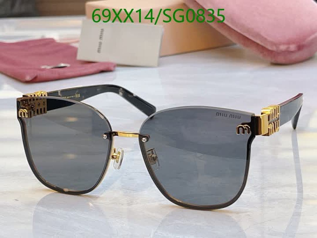 Miu Miu-Glasses Code: SG0835 $: 69USD