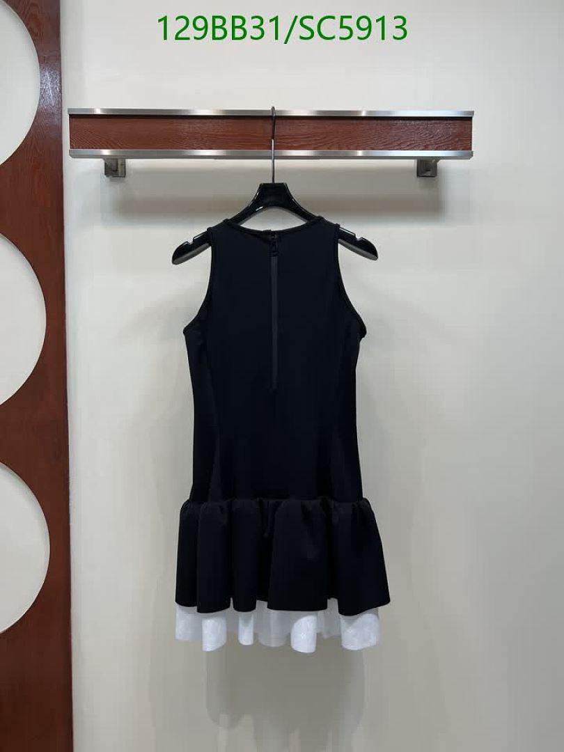 LV-Clothing Code: SC5913 $: 129USD