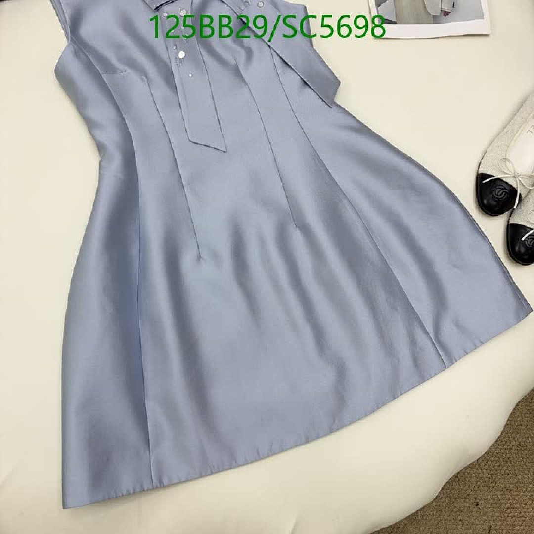 Chanel-Clothing Code: SC5698 $: 125USD