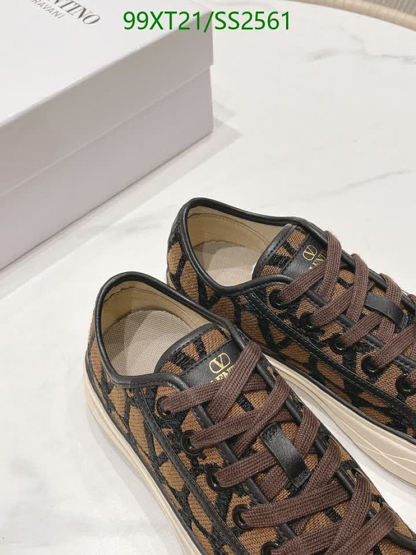 Valentino-Men shoes Code: SS2561 $: 99USD
