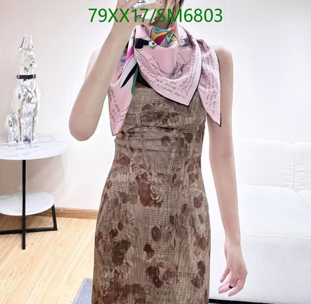 Hermes-Scarf Code: SM6803 $: 79USD