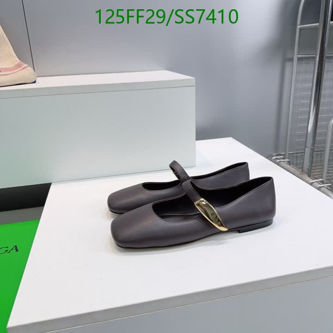 BV-Women Shoes Code: SS7410 $: 125USD