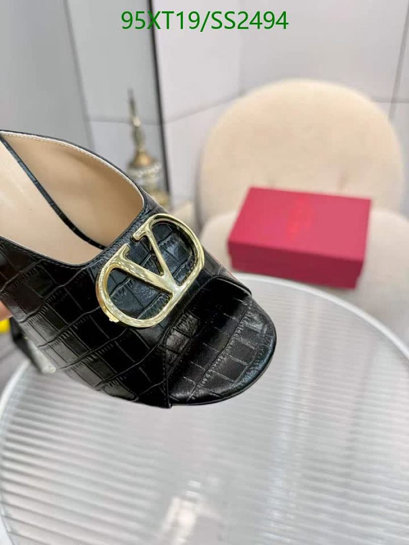 Valentino-Women Shoes Code: SS2494 $: 95USD