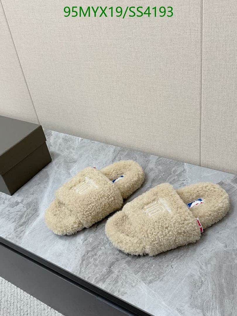 Balenciaga-Women Shoes Code: SS4193 $: 95USD