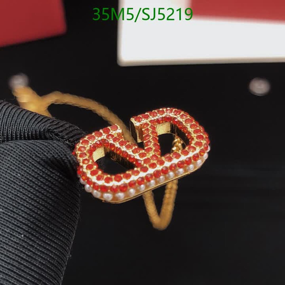 Valentino-Jewelry Code: SJ5219 $: 35USD