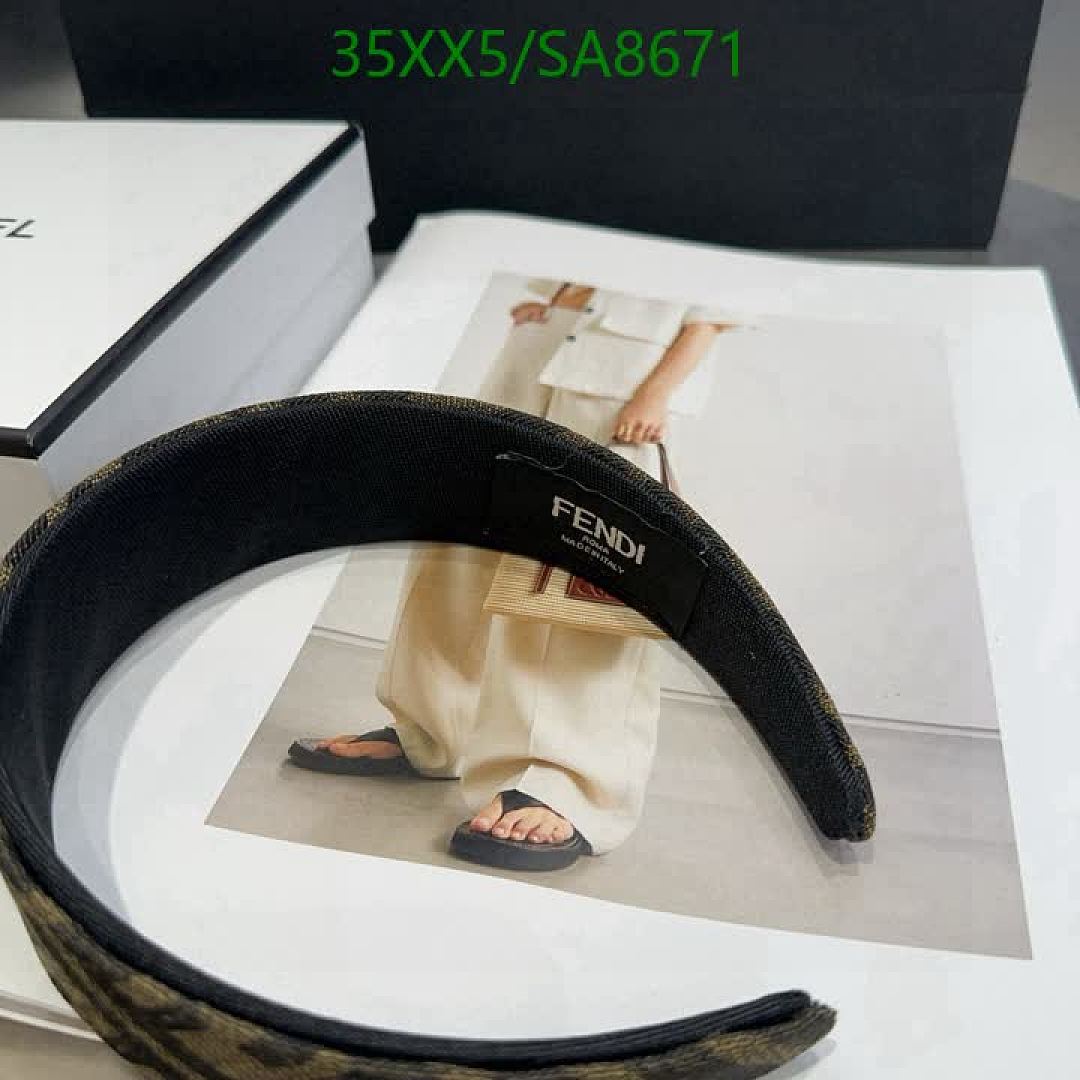 Fendi-Headband Code: SA8671 $: 35USD