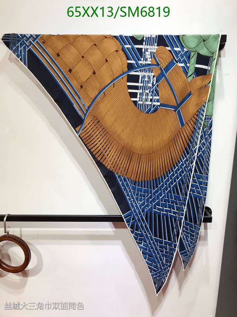 Hermes-Scarf Code: SM6819 $: 65USD