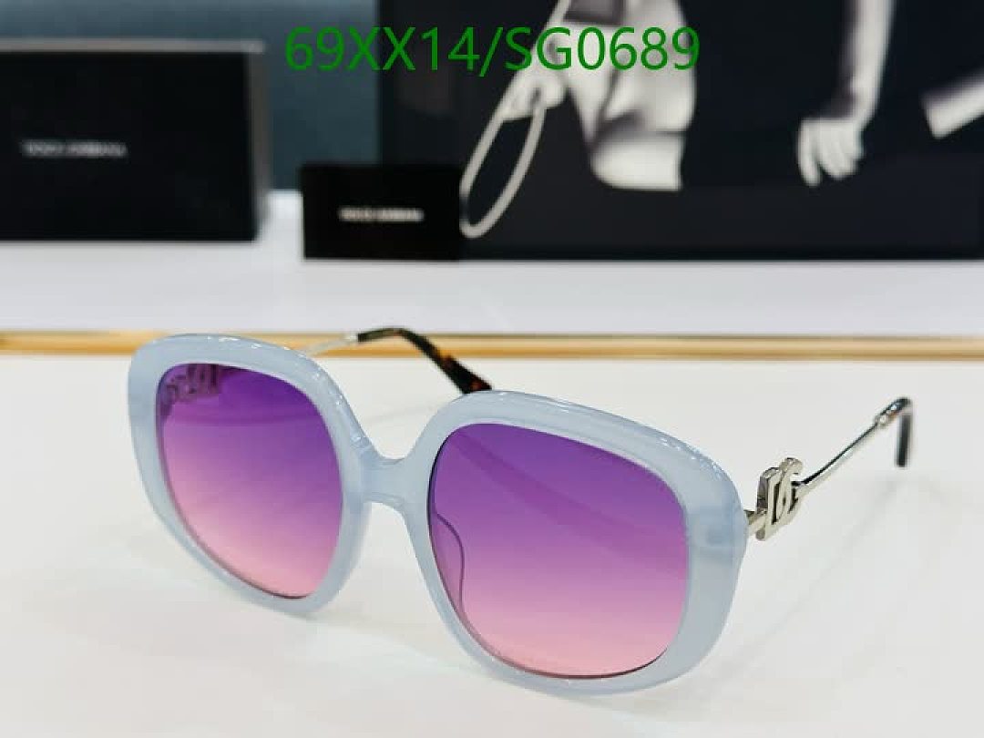 D&G-Glasses Code: SG0689 $: 69USD