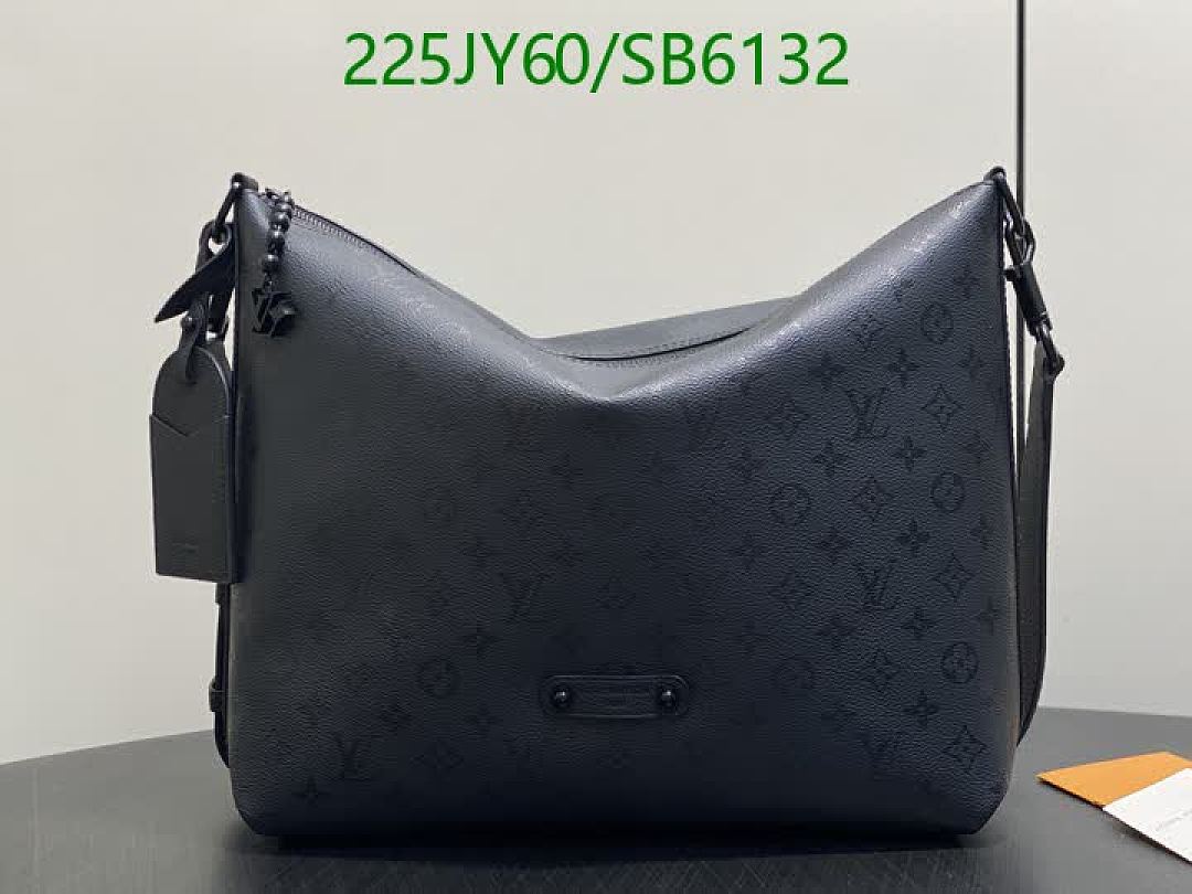 LV-Bag-Mirror Quality Code: SB6132 $: 225USD