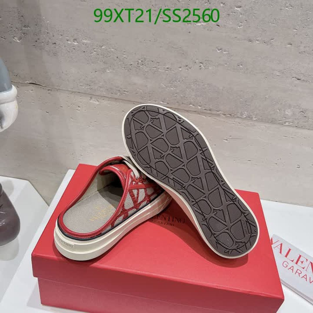 Valentino-Men shoes Code: SS2560 $: 99USD