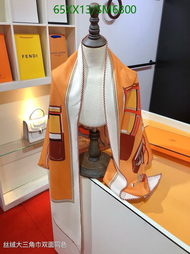 Hermes-Scarf Code: SM6800 $: 65USD