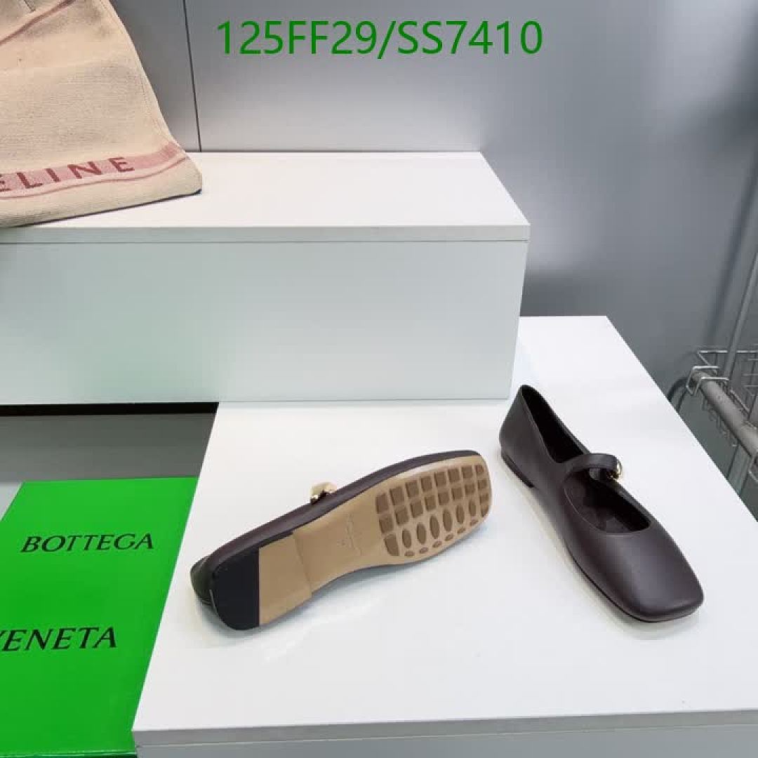BV-Women Shoes Code: SS7410 $: 125USD