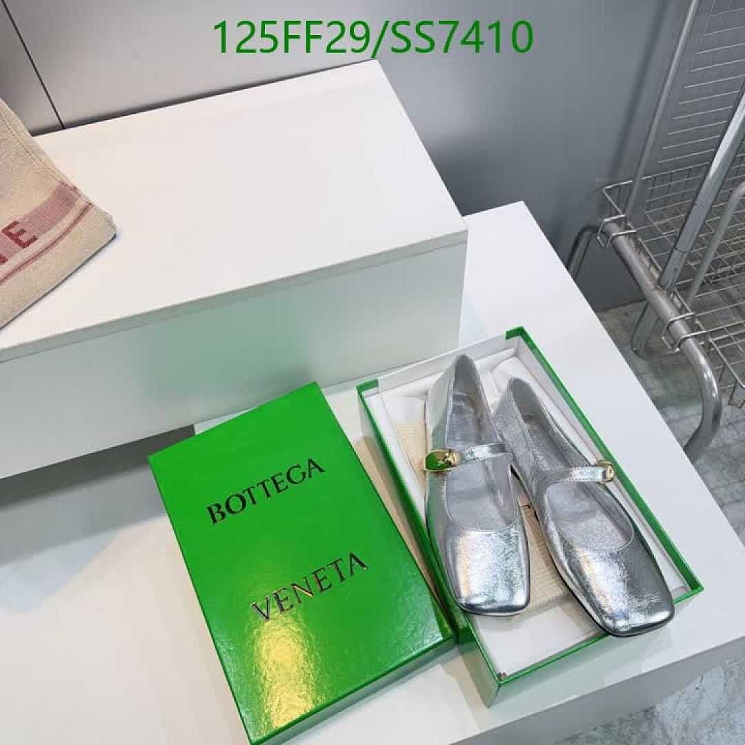 BV-Women Shoes Code: SS7410 $: 125USD