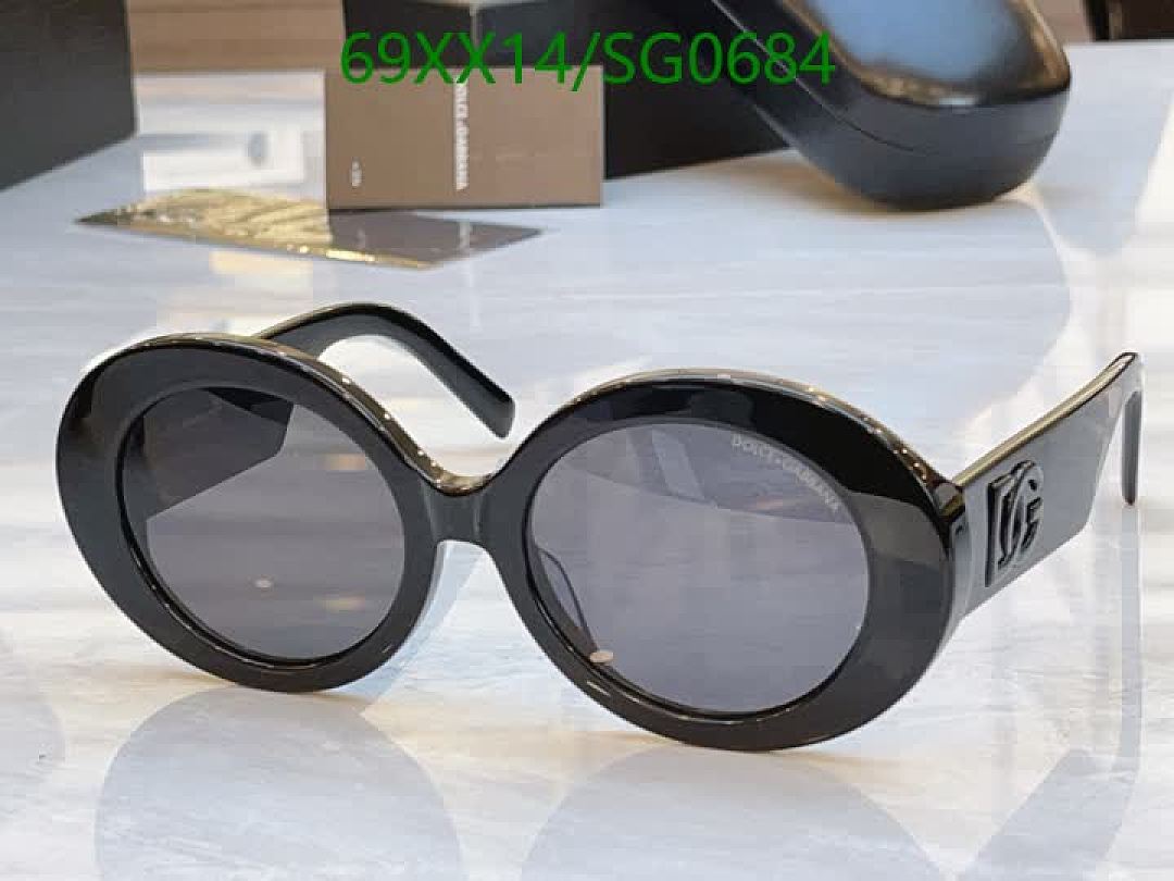 D&G-Glasses Code: SG0684 $: 69USD