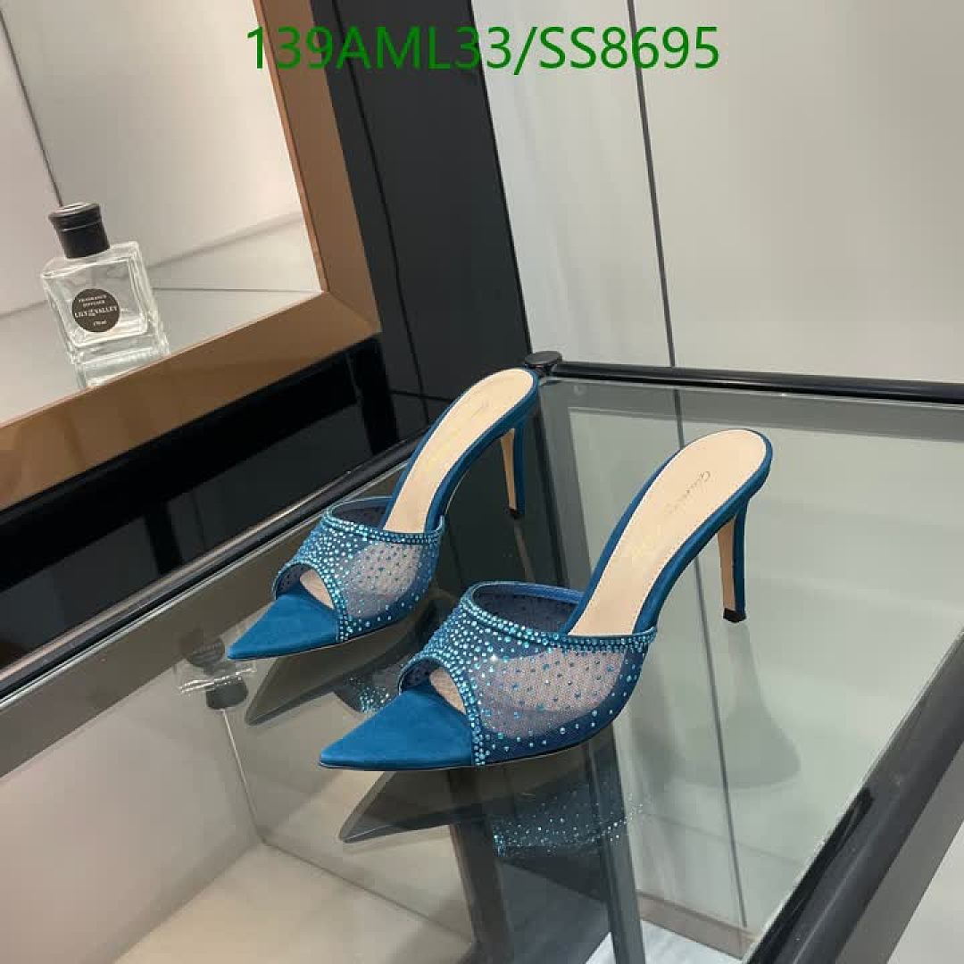 Gianvito Rossi-Women Shoes Code: SS8695 $: 139USD