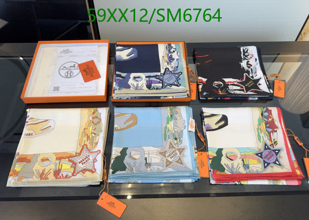 Hermes-Scarf Code: SM6764 $: 59USD