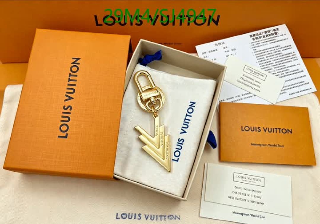 LV-Key pendant Code: SJ4947 $: 29USD