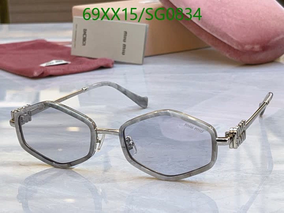 Miu Miu-Glasses Code: SG0834 $: 69USD