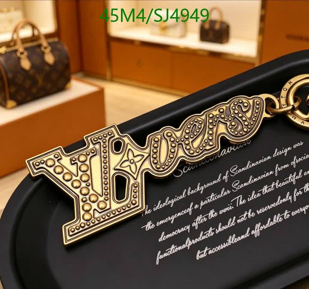 LV-Key pendant Code: SJ4949 $: 45USD