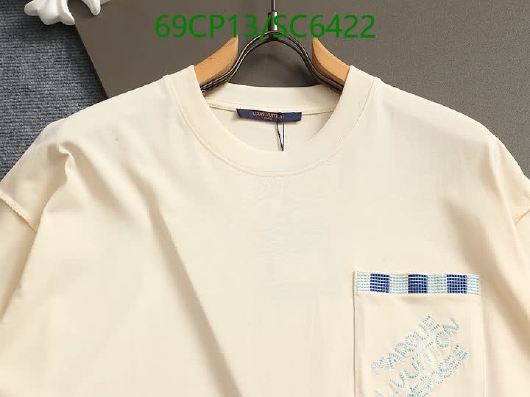 LV-Clothing Code: SC6422 $: 69USD