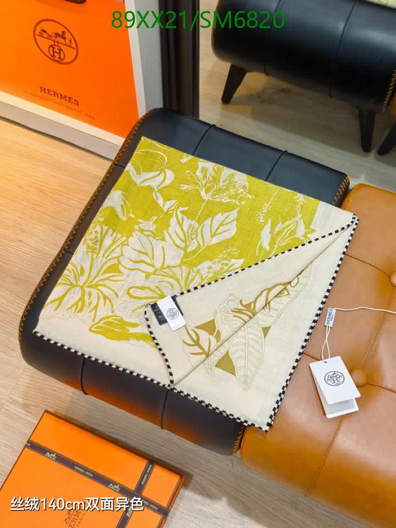 Hermes-Scarf Code: SM6820 $: 89USD