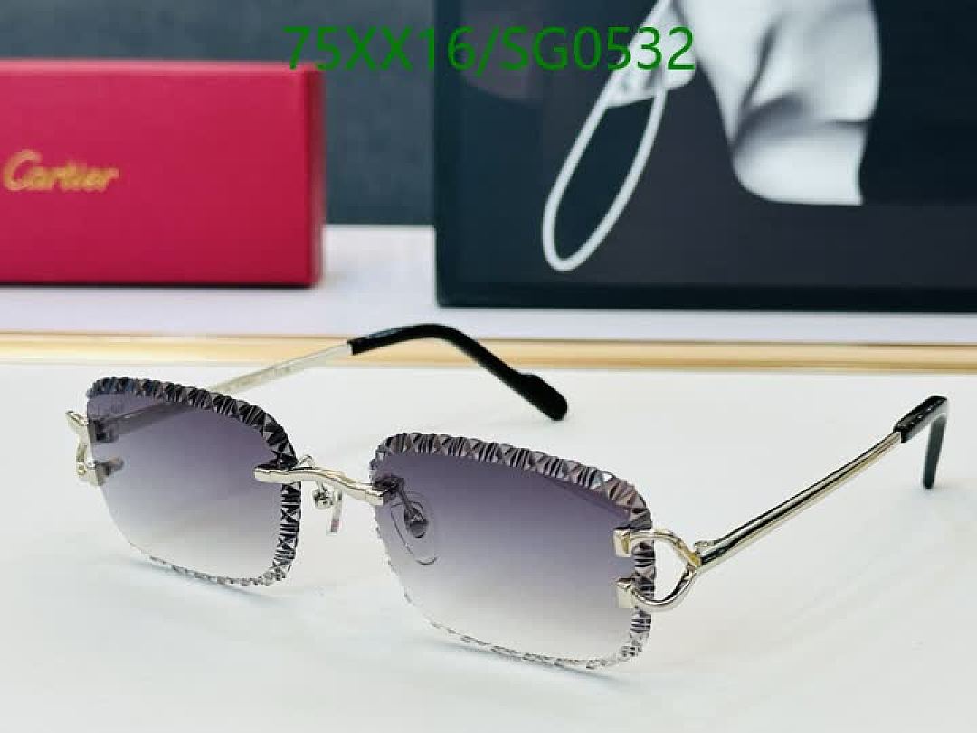 Cartier-Glasses Code: SG0532 $: 75USD