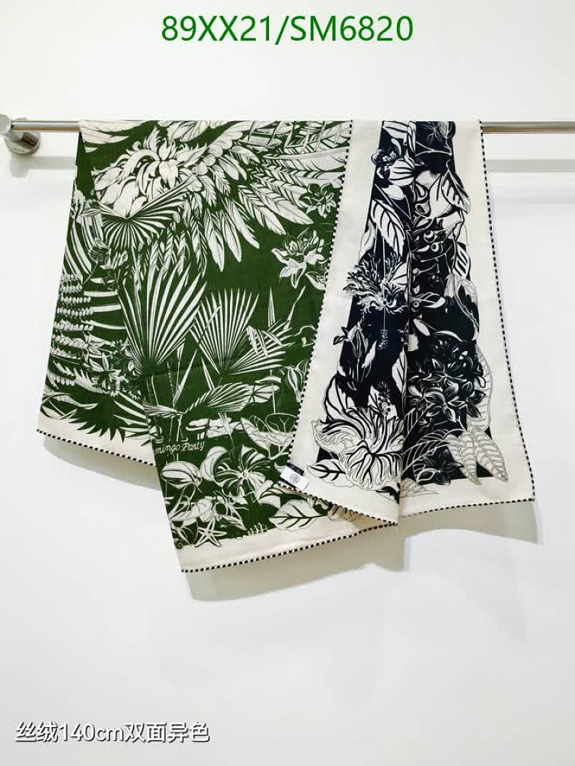 Hermes-Scarf Code: SM6820 $: 89USD