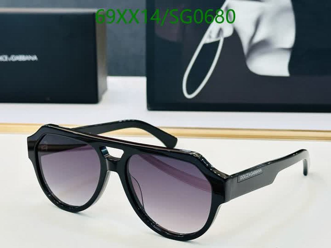 D&G-Glasses Code: SG0680 $: 69USD