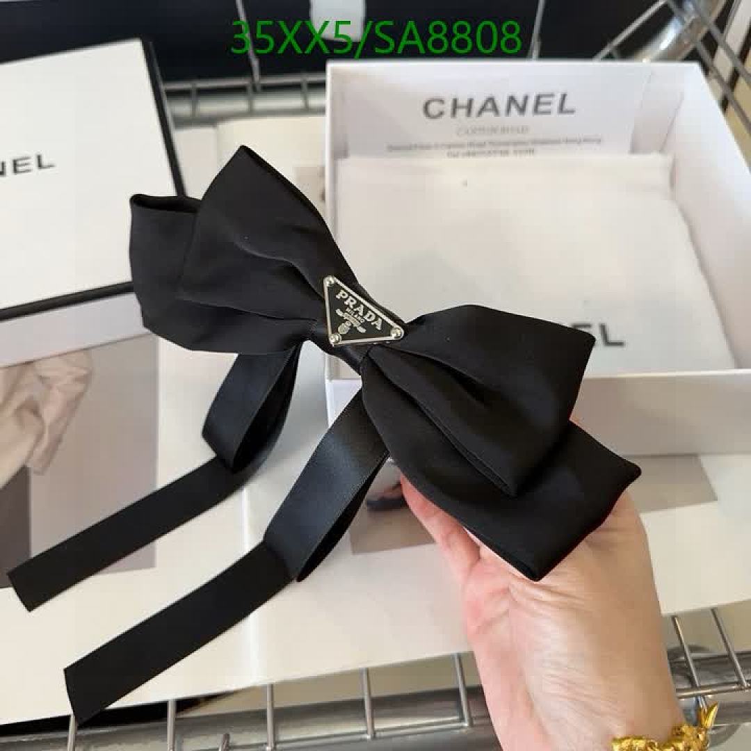 Prada-Headband Code: SA8808 $: 35USD
