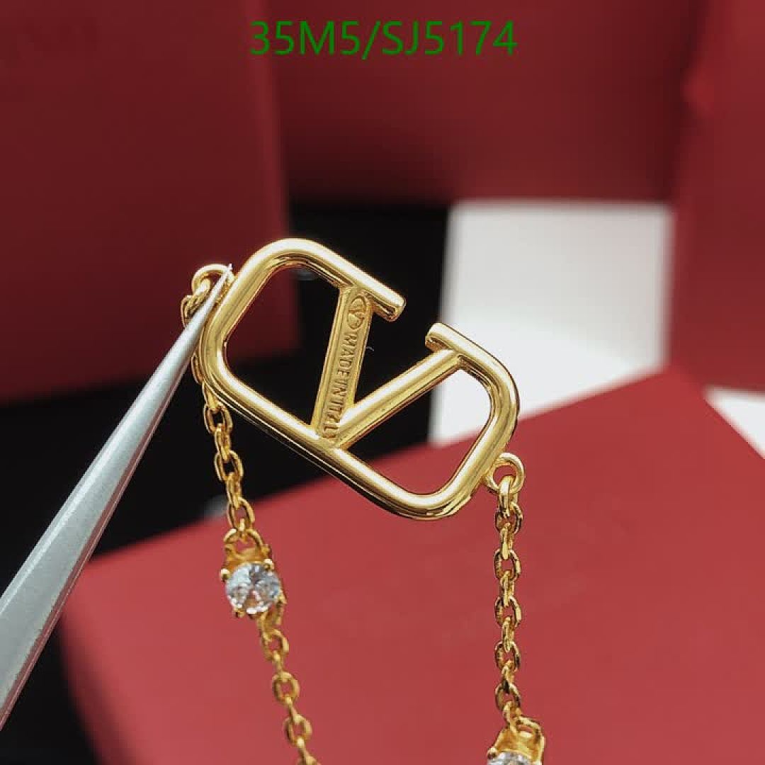 Valentino-Jewelry Code: SJ5174 $: 35USD