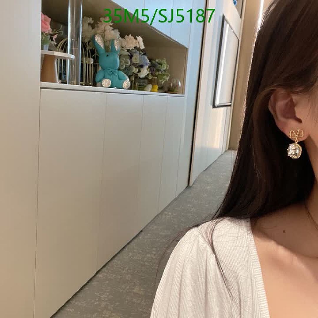 Valentino-Jewelry Code: SJ5187 $: 35USD