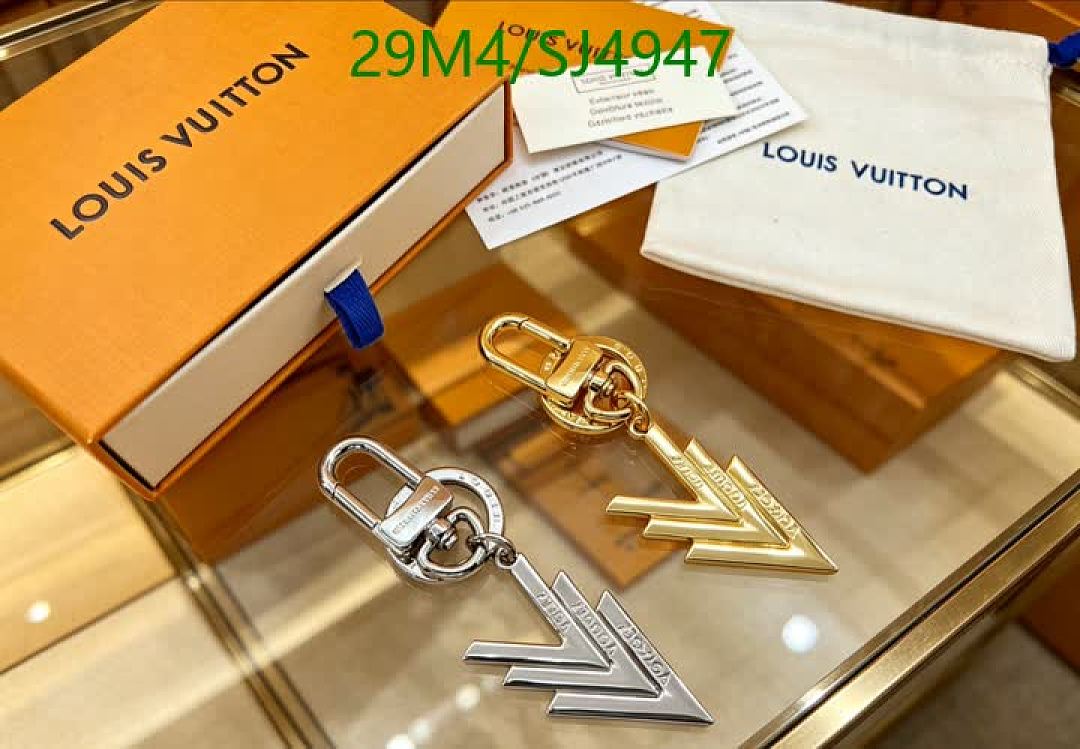 LV-Key pendant Code: SJ4947 $: 29USD