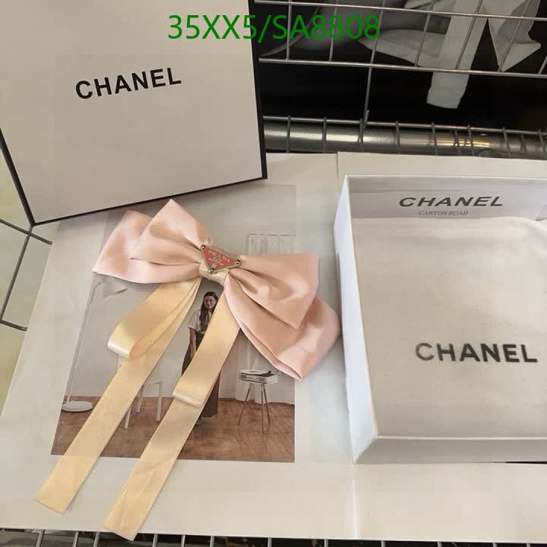 Prada-Headband Code: SA8808 $: 35USD