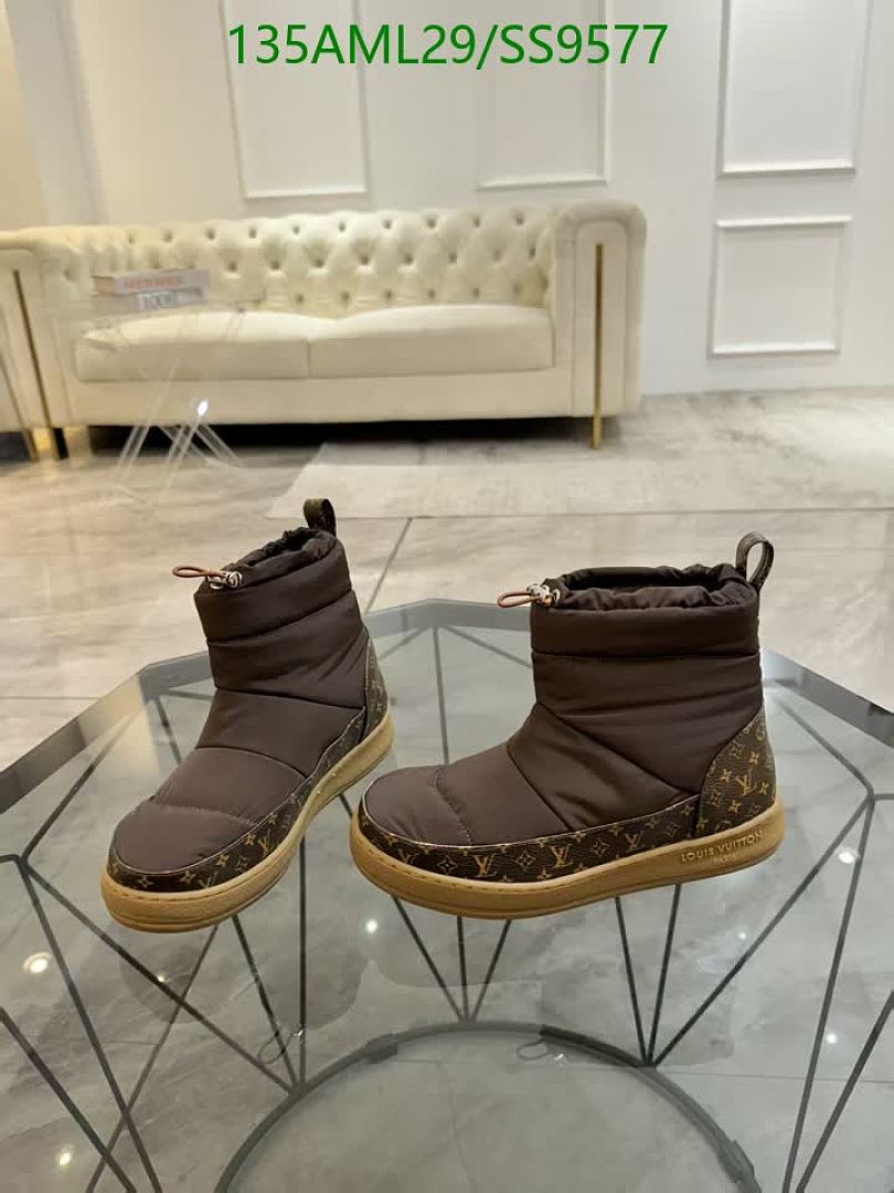 Boots-Women Shoes Code: SS9577 $: 135USD
