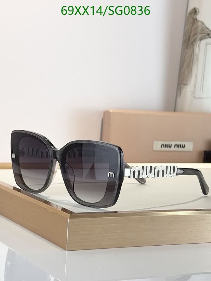 Miu Miu-Glasses Code: SG0836 $: 69USD